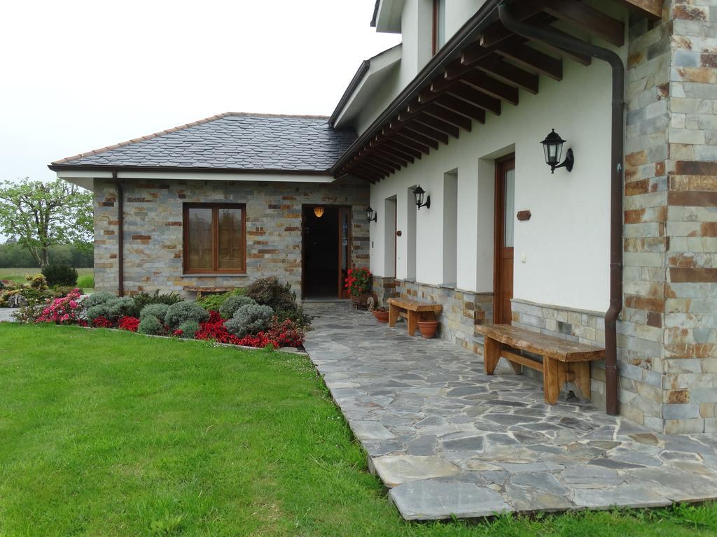 Apartamentos La Cruz De Paderne Navia Exterior photo